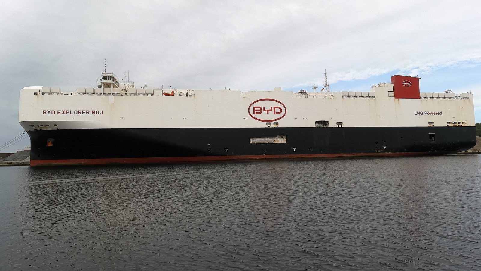 Loď BYD Explorer No. 1, na ktorej BYD vyváža autá do zahraničia